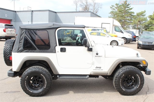 Used 2006 Jeep Wrangler Sport w/ 30" Tire & Wheel Group AWD/4WD image 33