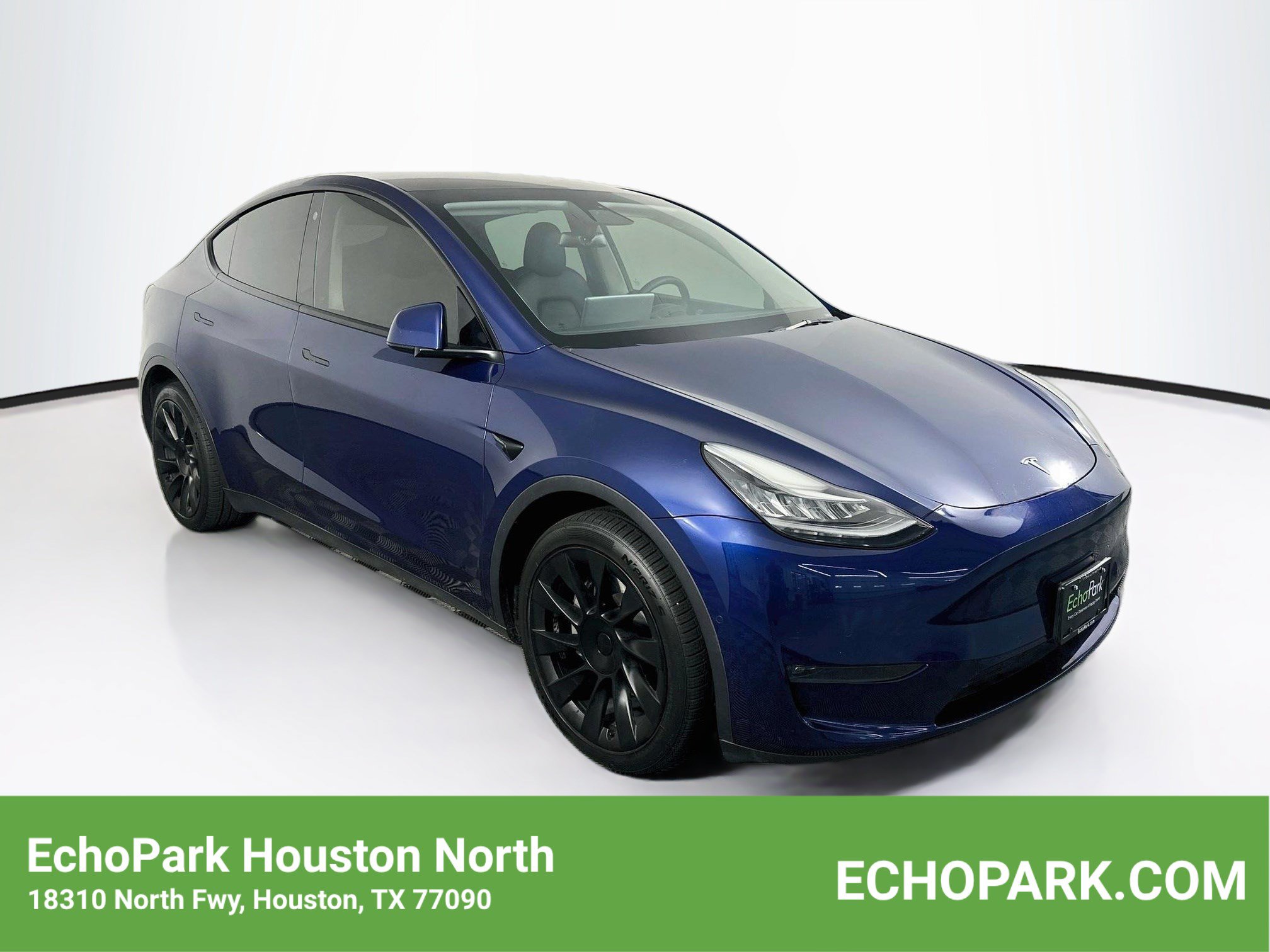 Used 2022 Tesla Model Y Long Range AWD/4WD image 1