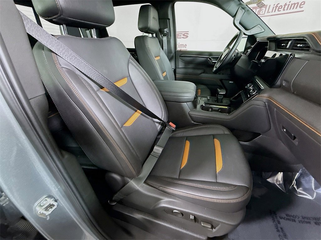 Used 2025 GMC Sierra 1500 AT4 w/ Technology Package image 34