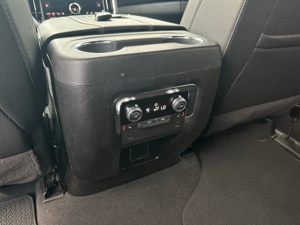 Certified 2025 GMC Yukon XL Denali image 23