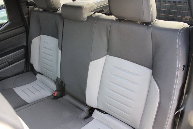 Used 2025 Toyota Tacoma Limited image 32