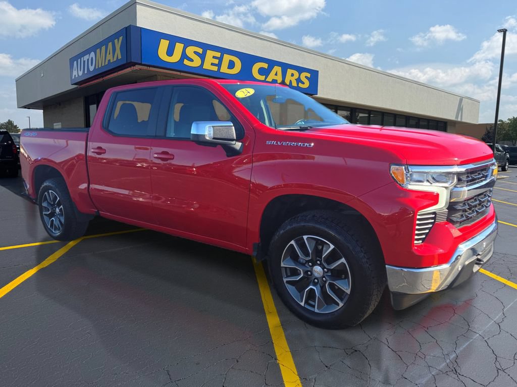 Used 2024 Chevrolet Silverado 1500 LT w/ Safety Package AWD/4WD image 4