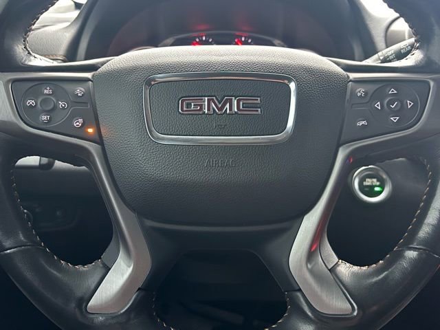 Used 2022 GMC Terrain AT4 w/ LPO, Floor Liner Package AWD/4WD image 17