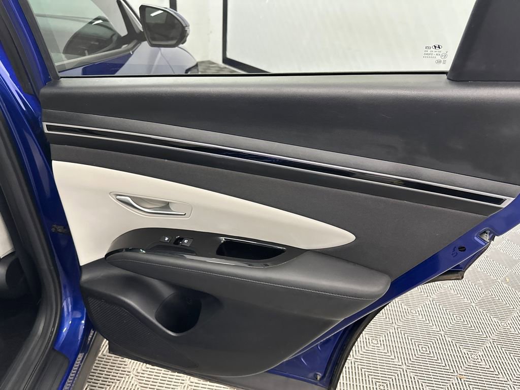 Used 2024 Hyundai Tucson Limited FWD image 18