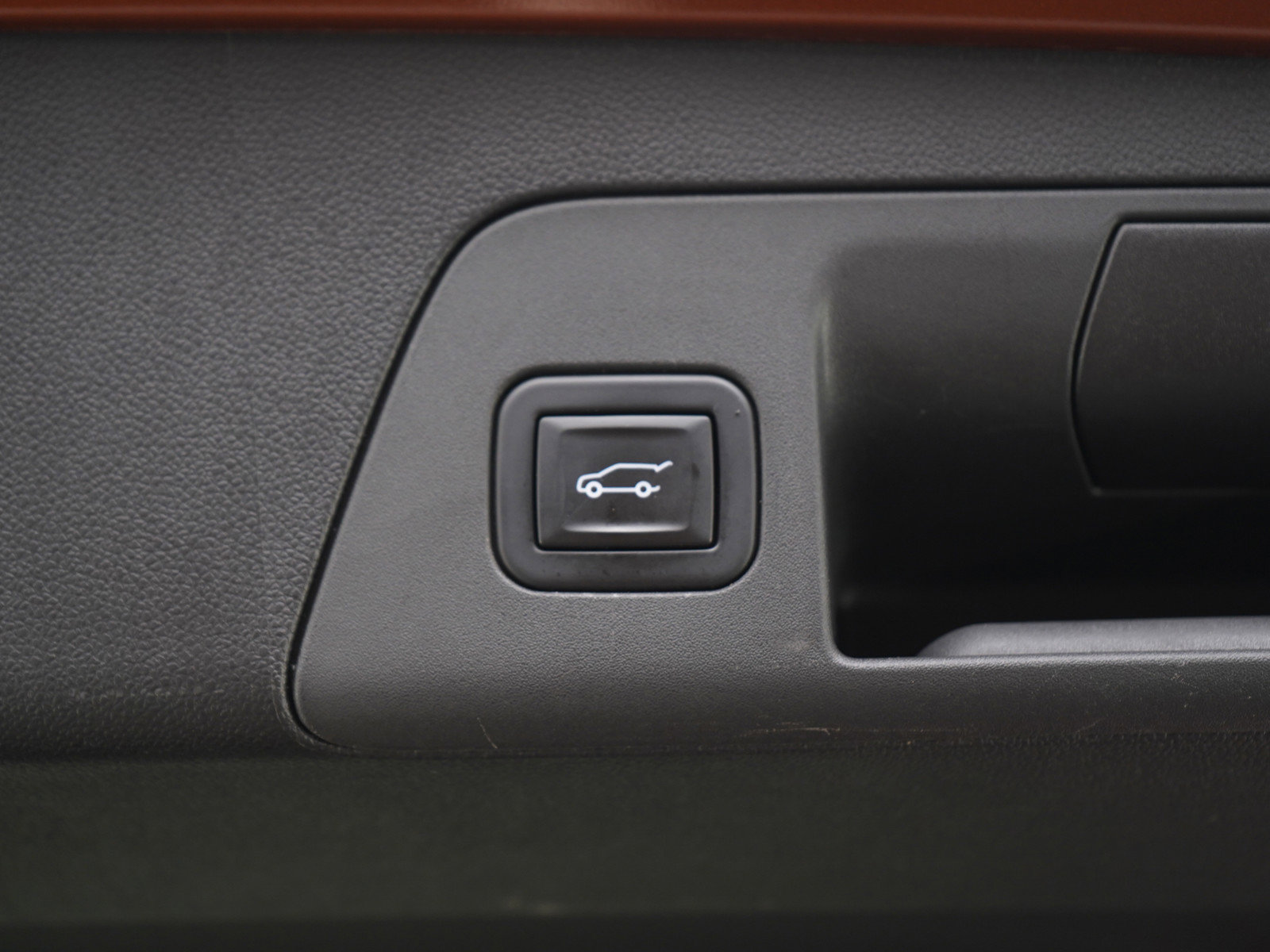 Used 2022 Buick Envision Essence w/ Technology Package I image 17