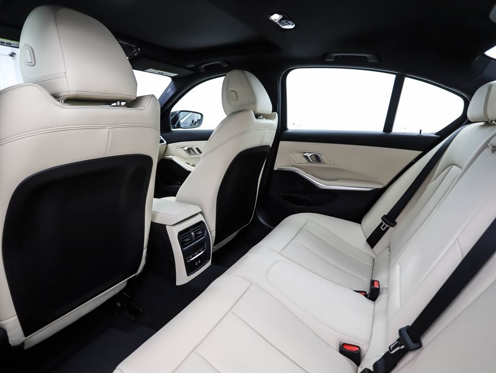 New 2026 BMW 330i xDrive Sedan w/ Premium Package image 21