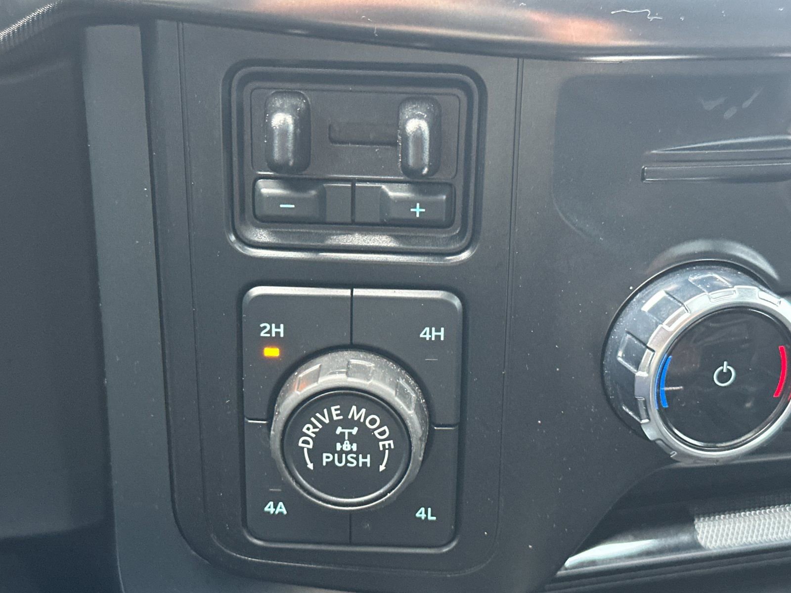 Used 2024 Ford F150 Raptor image 34