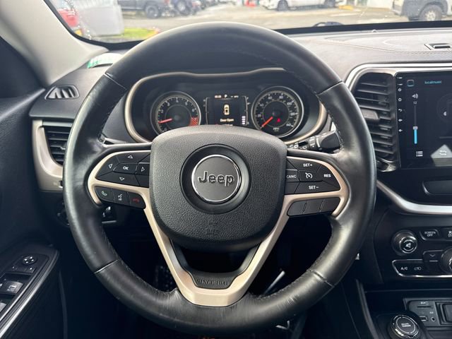 Used 2015 Jeep Cherokee Latitude image 20