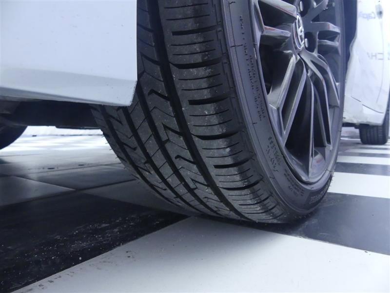 Used 2019 Toyota Avalon XSE w/ All Weather Liner Package FWD image 31