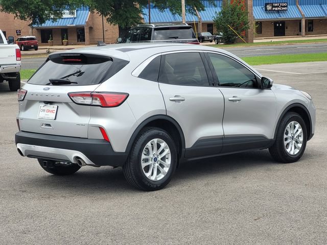 Used 2020 Ford Escape SE image 4