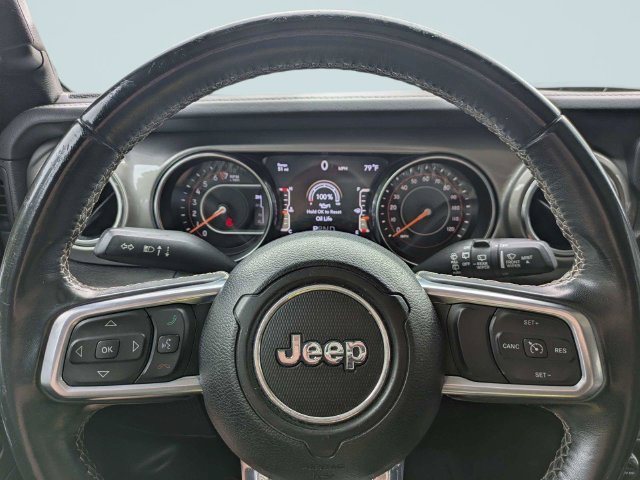 Used 2019 Jeep Wrangler Unlimited Sahara AWD/4WD image 27