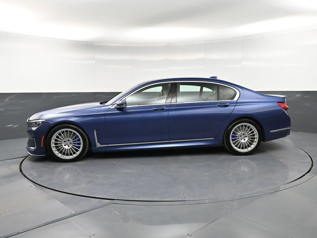 Used 2022 BMW ALPINA B7 xDrive w/ Luxury Rear Seating Package AWD/4WD image 2