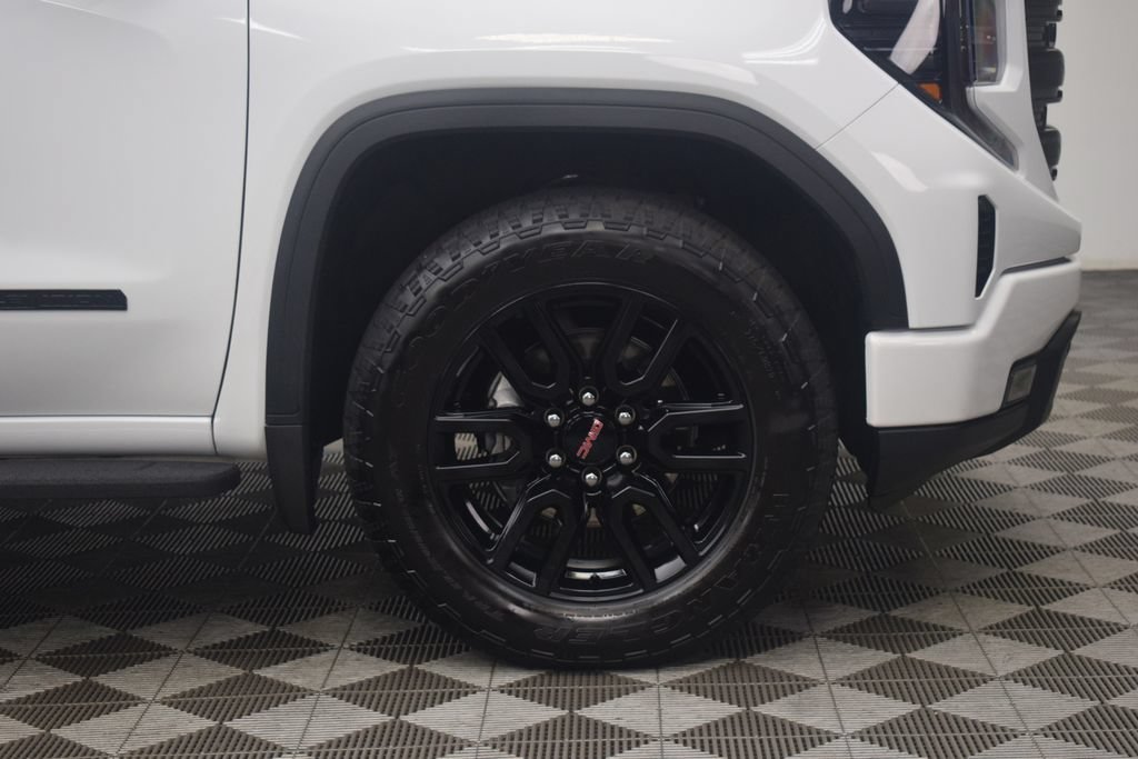 Used 2023 GMC Sierra 1500 Elevation w/ X31 Off-Road Package AWD/4WD image 24