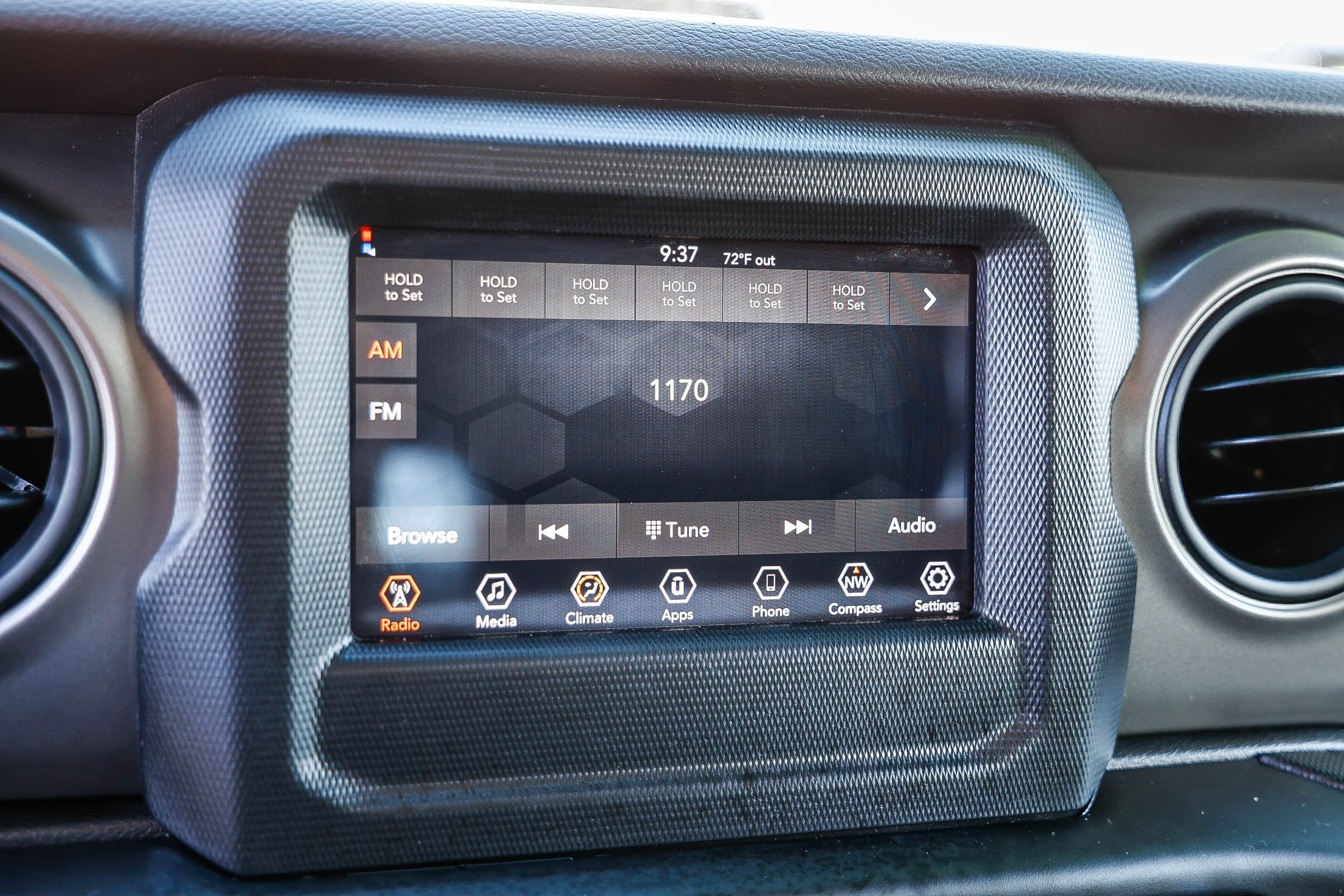 Used 2022 Jeep Wrangler Unlimited Sport AWD/4WD image 4