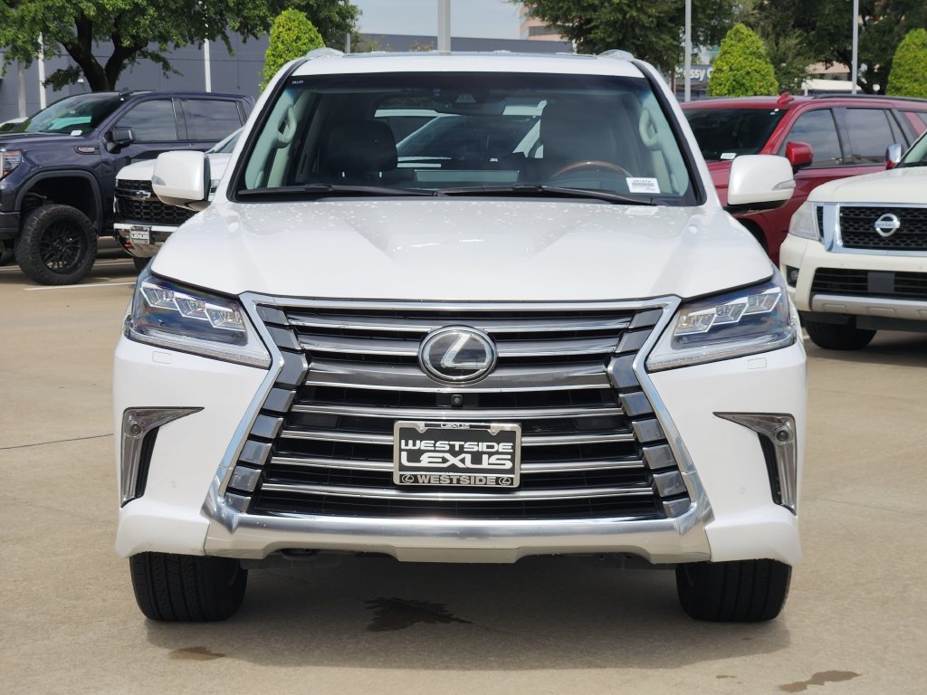 Used 2020 Lexus LX 570 4WD w/ 3rd Row & Luxury Pkg image 2