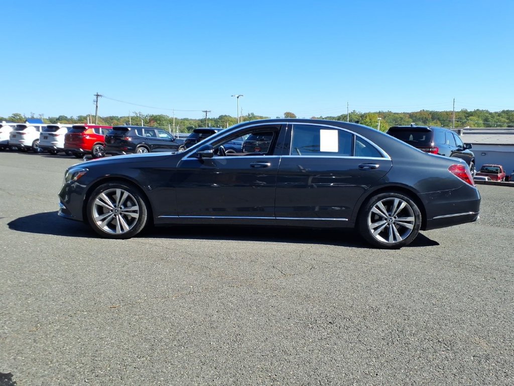 Used 2020 Mercedes-Benz S 560 4MATIC Sedan image 4