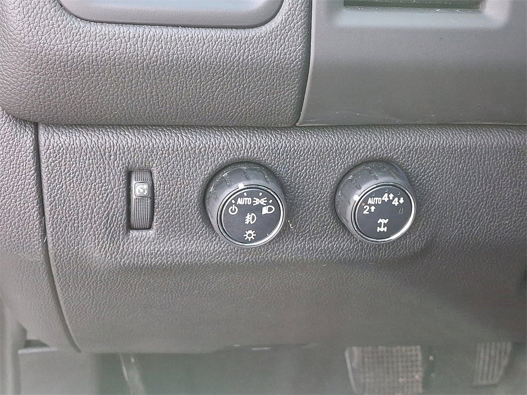 Used 2019 Chevrolet Colorado LT w/ LT Convenience Package image 24