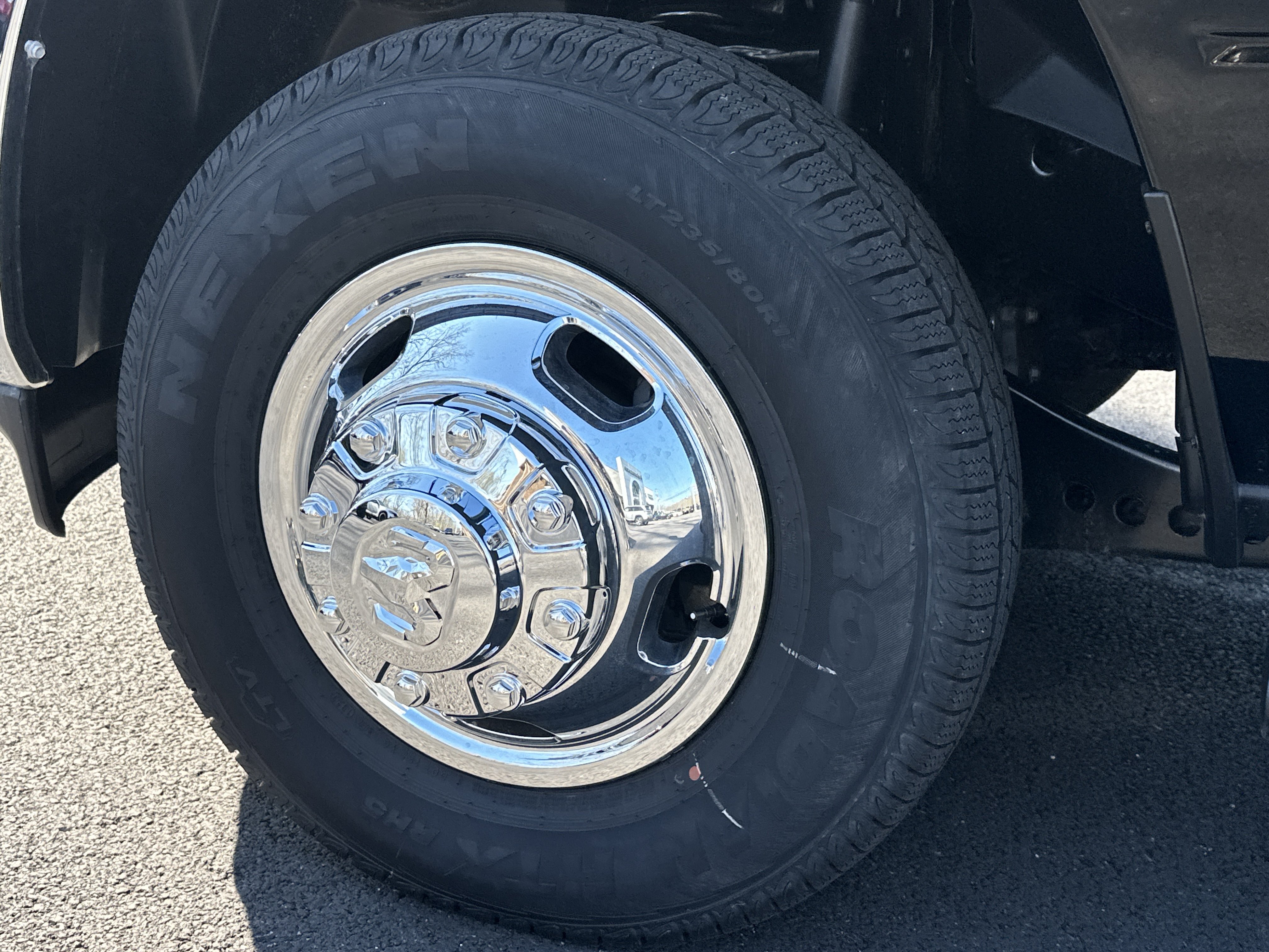 New 2026 RAM 3500 Tradesman AWD/4WD image 34