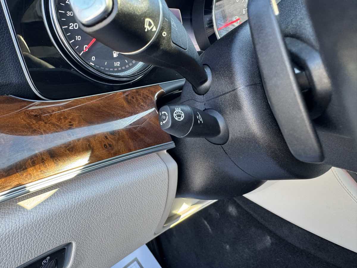 Used 2019 Mercedes-Benz E 300 4MATIC w/ Premium 1 Package image 15