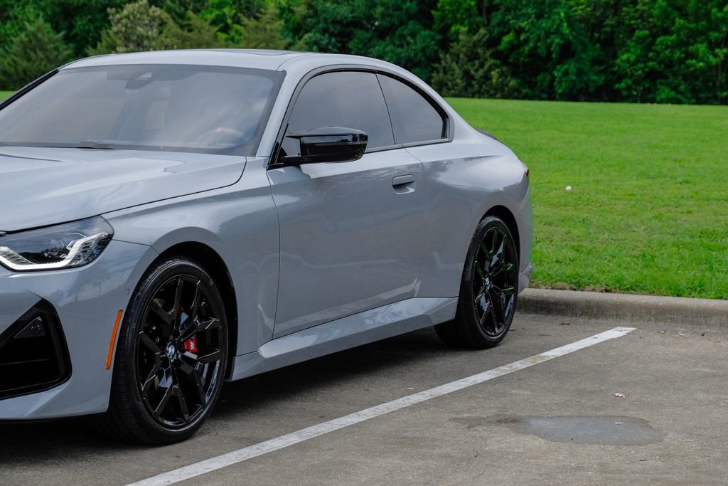 Used 2025 BMW M240i Coupe w/ Premium Package RWD image 9