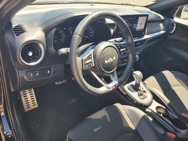 Used 2023 Kia Forte GT-Line FWD image 9
