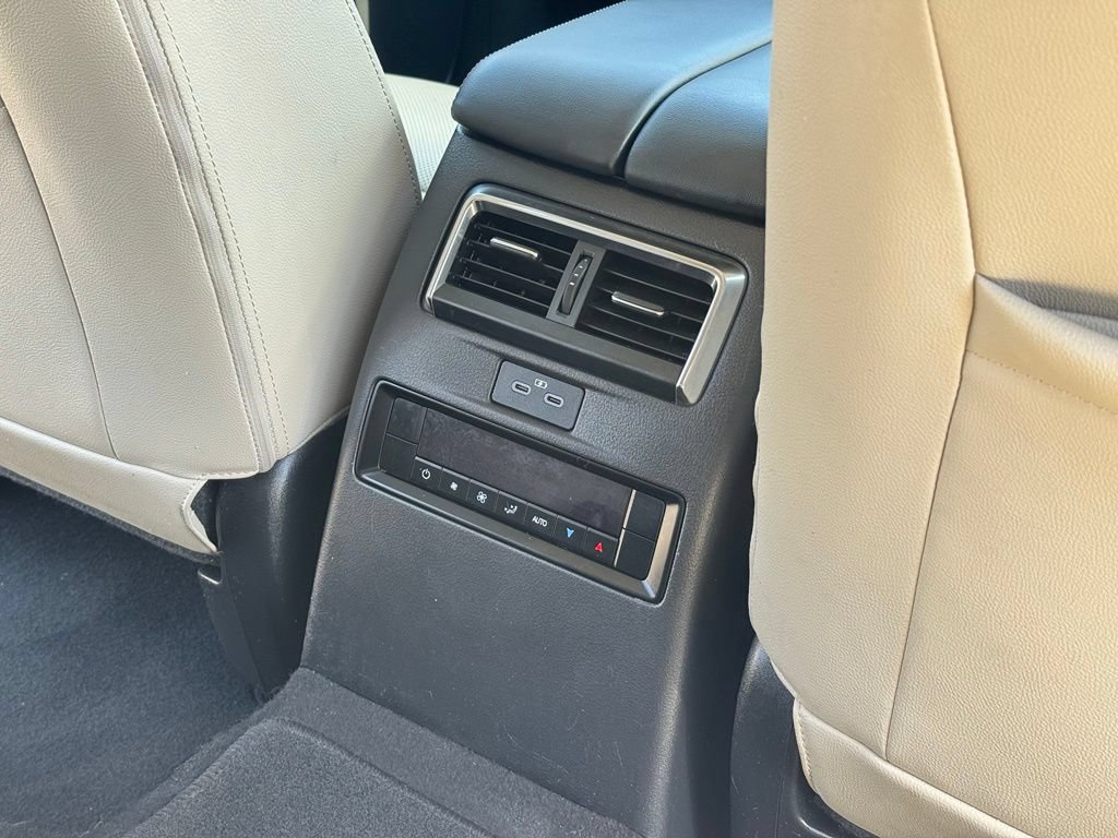 Certified 2025 MAZDA CX-90 Plug-In Hybrid w/ Preferred AWD/4WD image 22