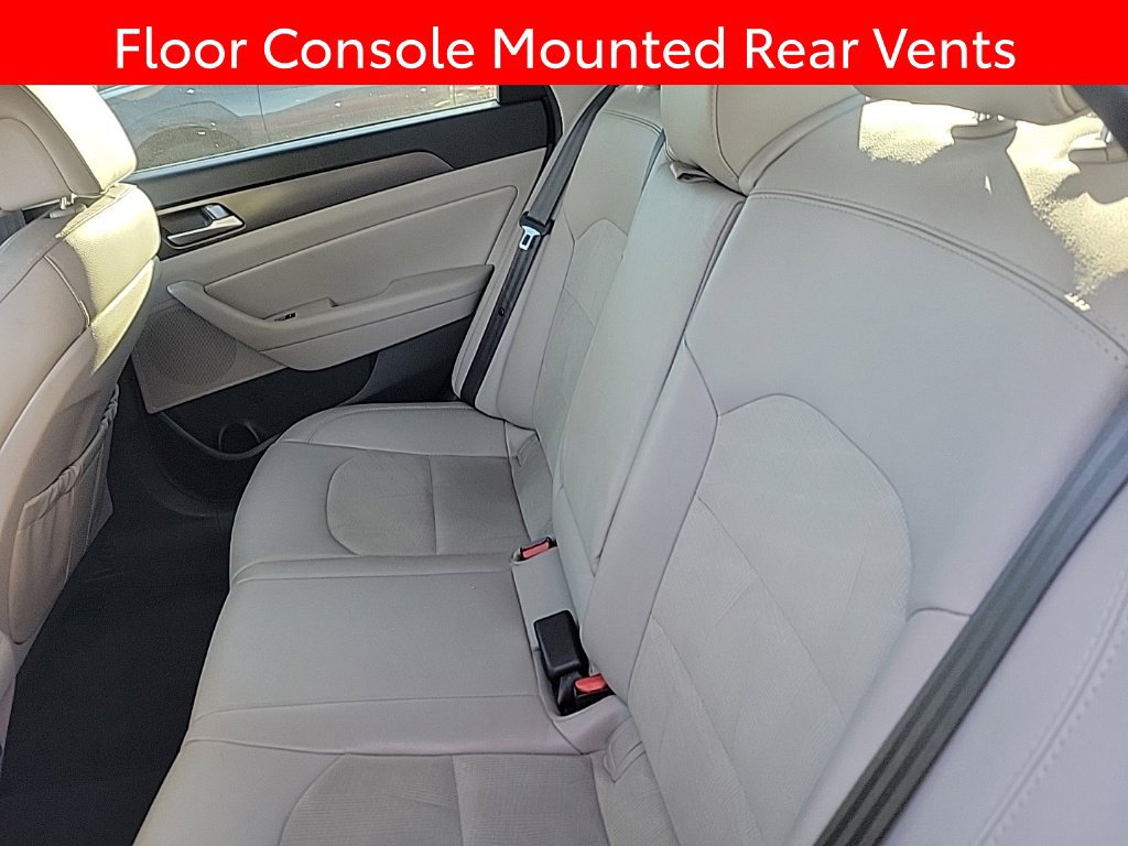 Used 2016 Hyundai Sonata Sport w/ Option Group 02 FWD image 12