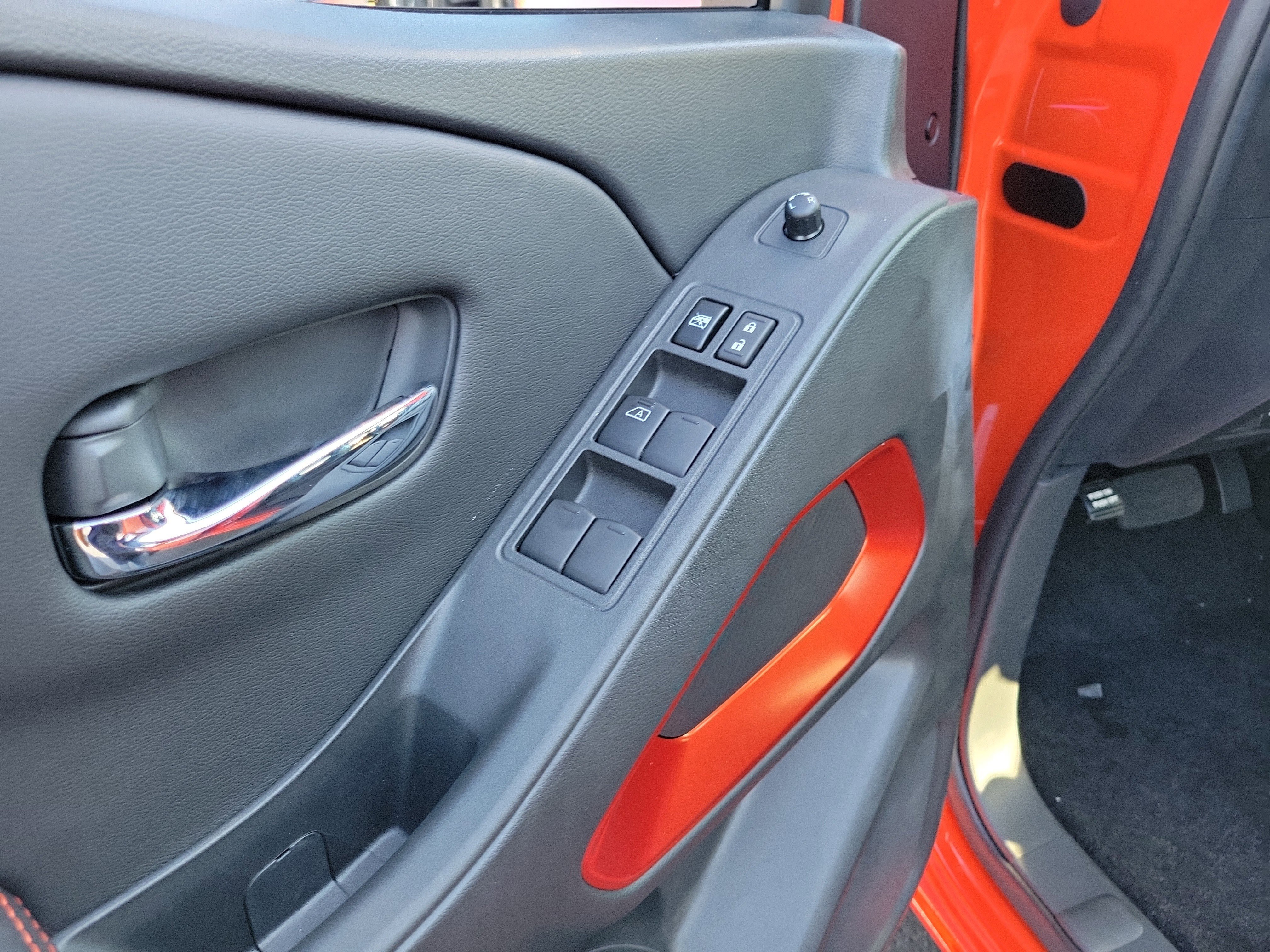 New 2025 Nissan Frontier PRO-4X w/ Interior Protection Package image 18