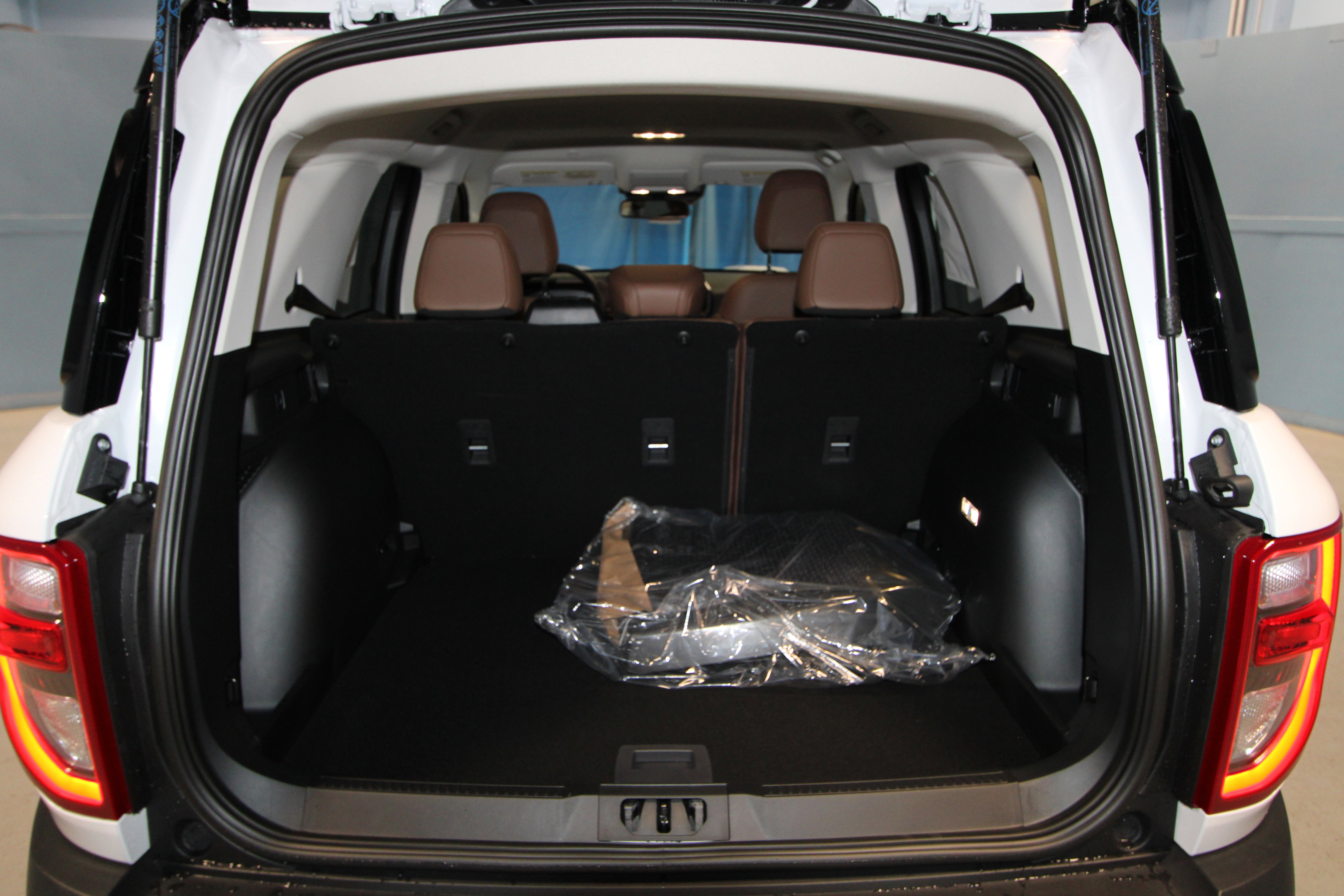 New 2026 Ford Bronco Sport Outer Banks w/ Outer Banks Tech Package+ AWD/4WD image 32