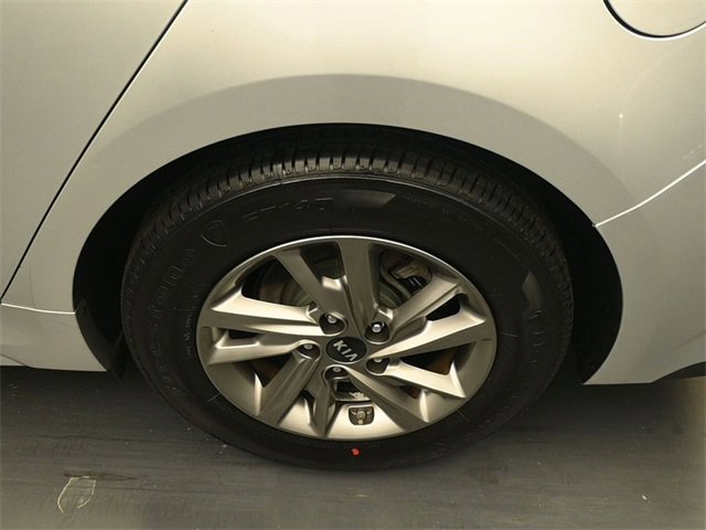 Used 2019 Kia Optima LX image 9