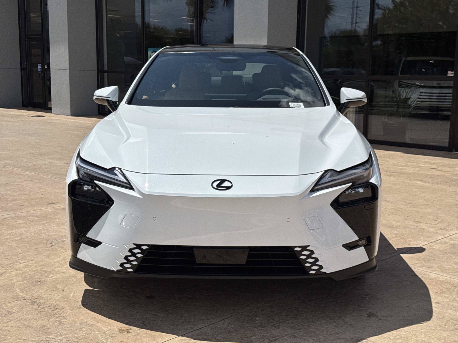 New 2026 Lexus ES 350e w/ Cold Area Package FWD image 8