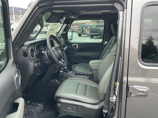 New 2026 Jeep Gladiator Mojave image 15