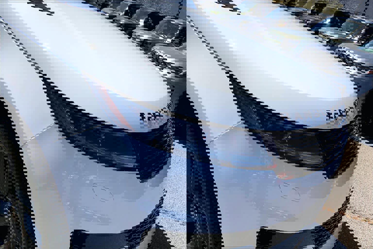 Used 2023 Land Rover Range Rover Sport SE Dynamic image 27