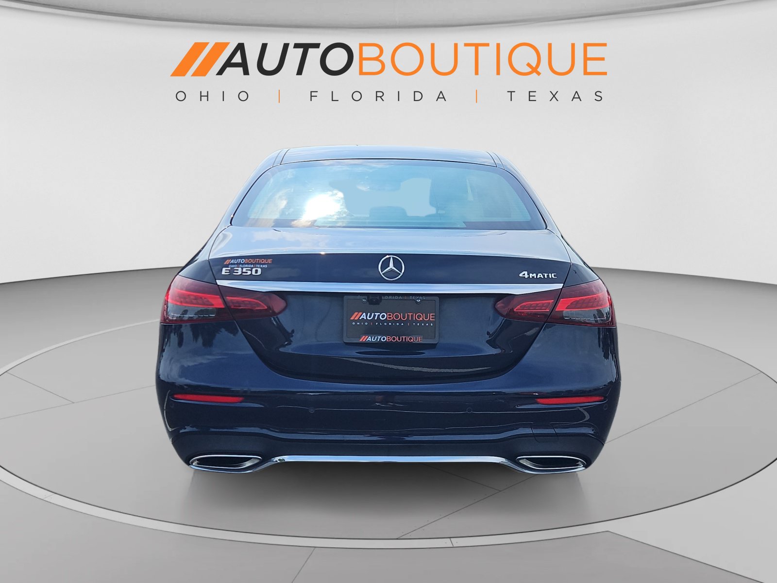 Used 2021 Mercedes-Benz E 350 4MATIC Sedan image 4