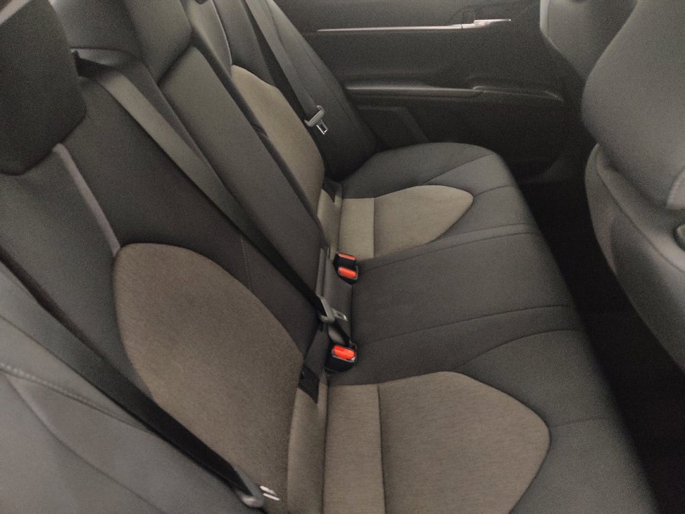 Used 2021 Toyota Camry LE FWD image 19