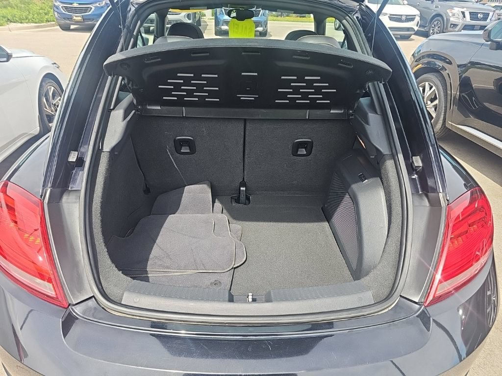 Used 2016 Volkswagen Beetle 1.8T Dune FWD image 34