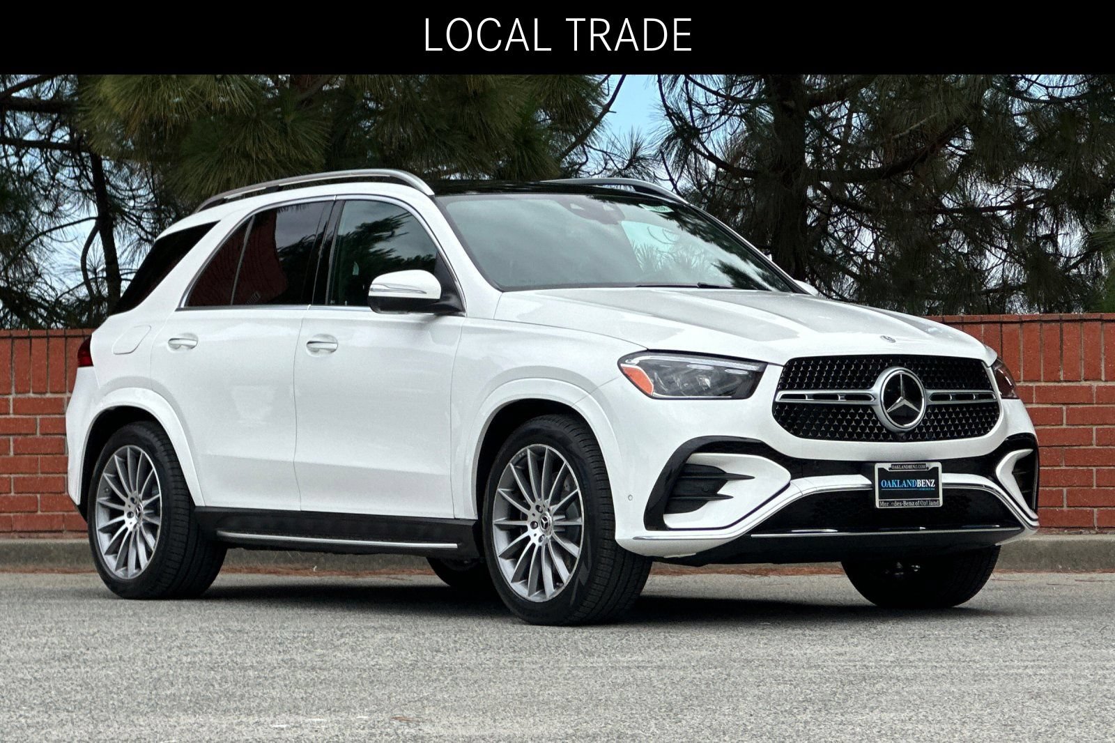 Certified 2024 Mercedes-Benz GLE 350 4MATIC image 2