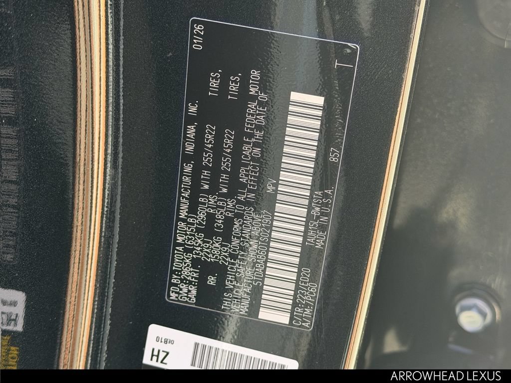 Used 2026 Lexus TX 500h AWD w/ Technology Package image 31