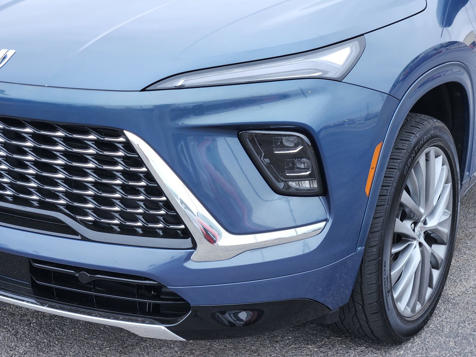 Used 2025 Buick Enclave Avenir w/ Trailering Package, 5000 lbs. image 11