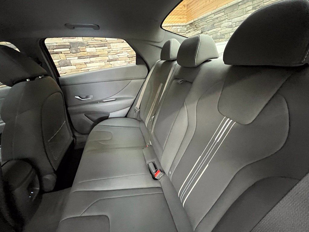 Used 2024 Hyundai Elantra SEL w/ Convenience Package FWD image 39