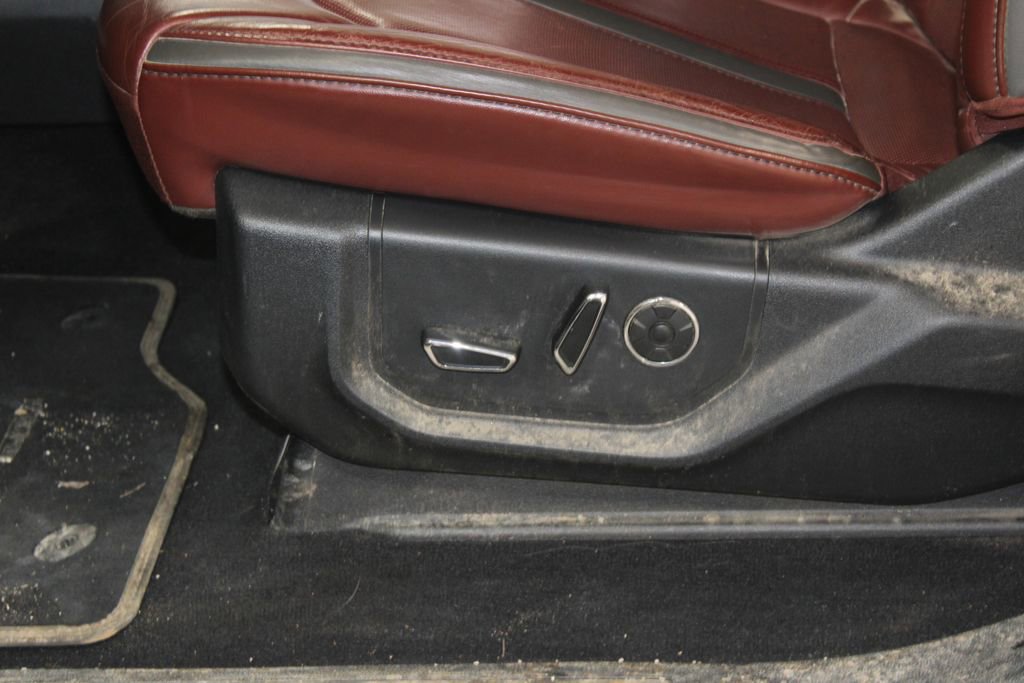 Used 2020 Ford F250 Platinum image 18