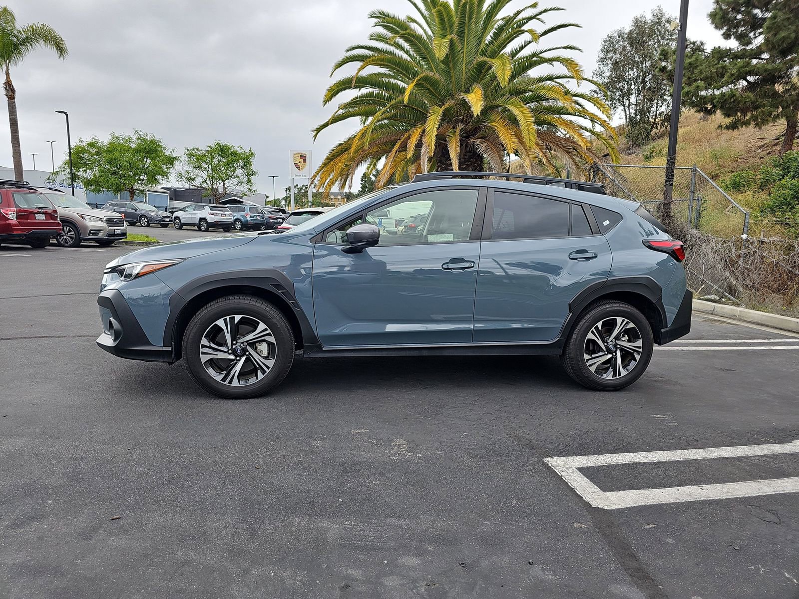 Used 2024 Subaru Crosstrek 2.0i Premium AWD/4WD image 4