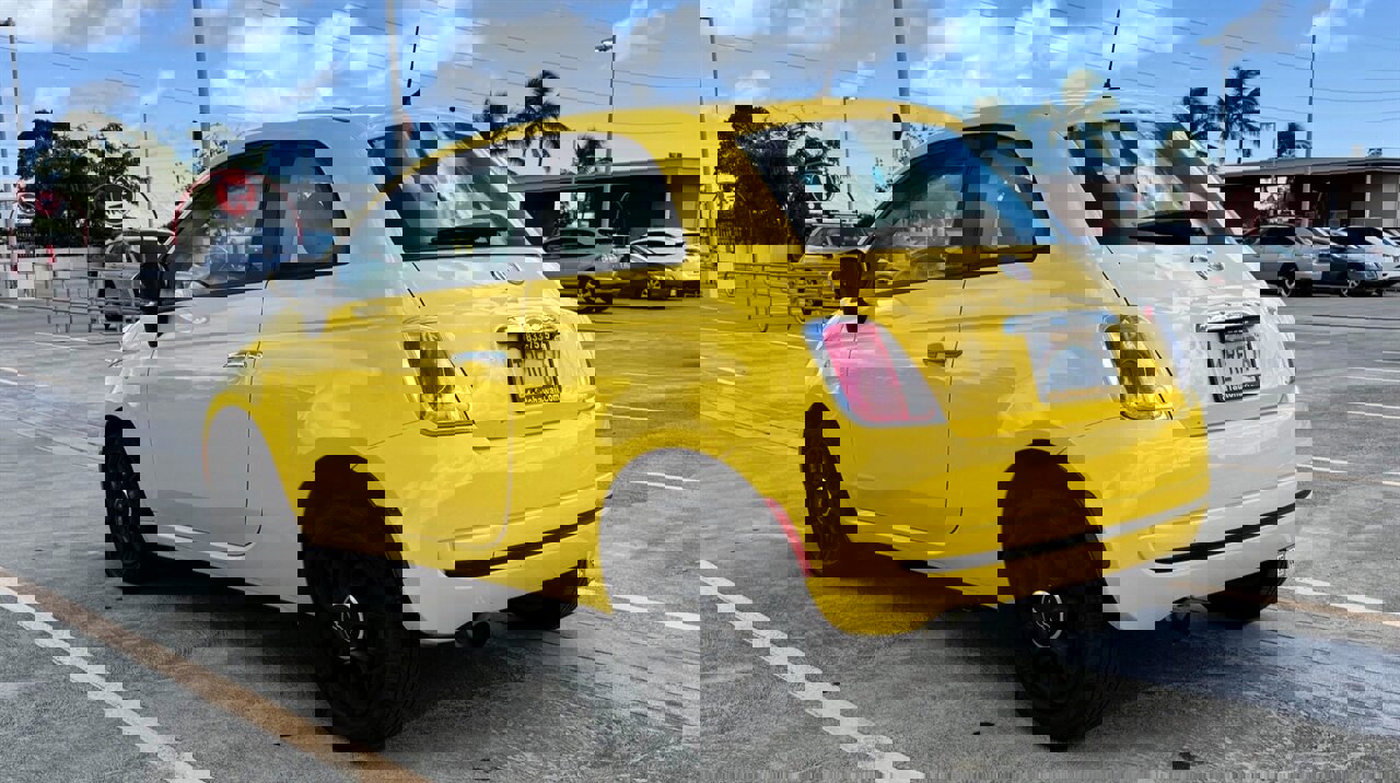 Used 2013 FIAT 500 Pop image 3