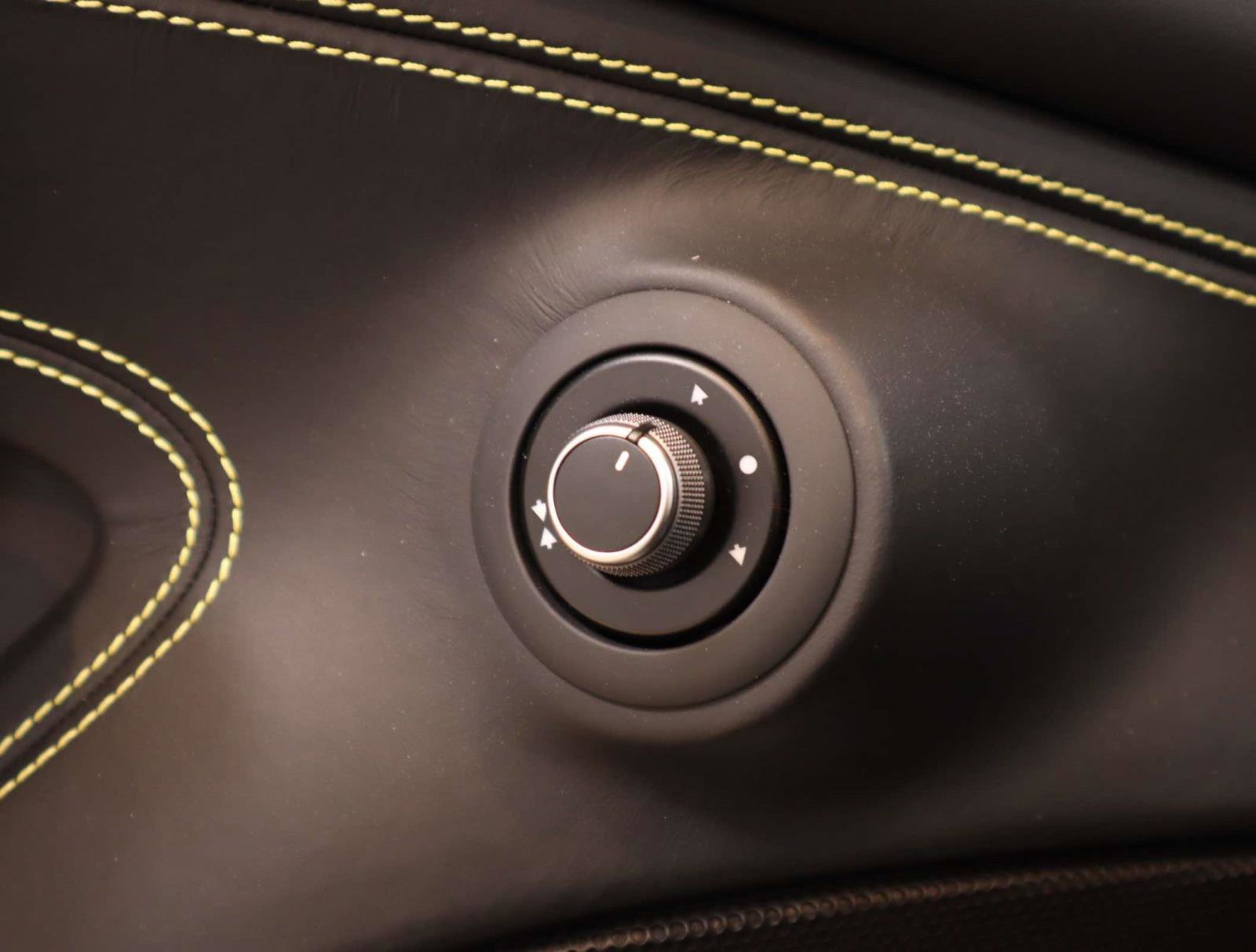 Used 2021 Ferrari F8 Tributo image 28