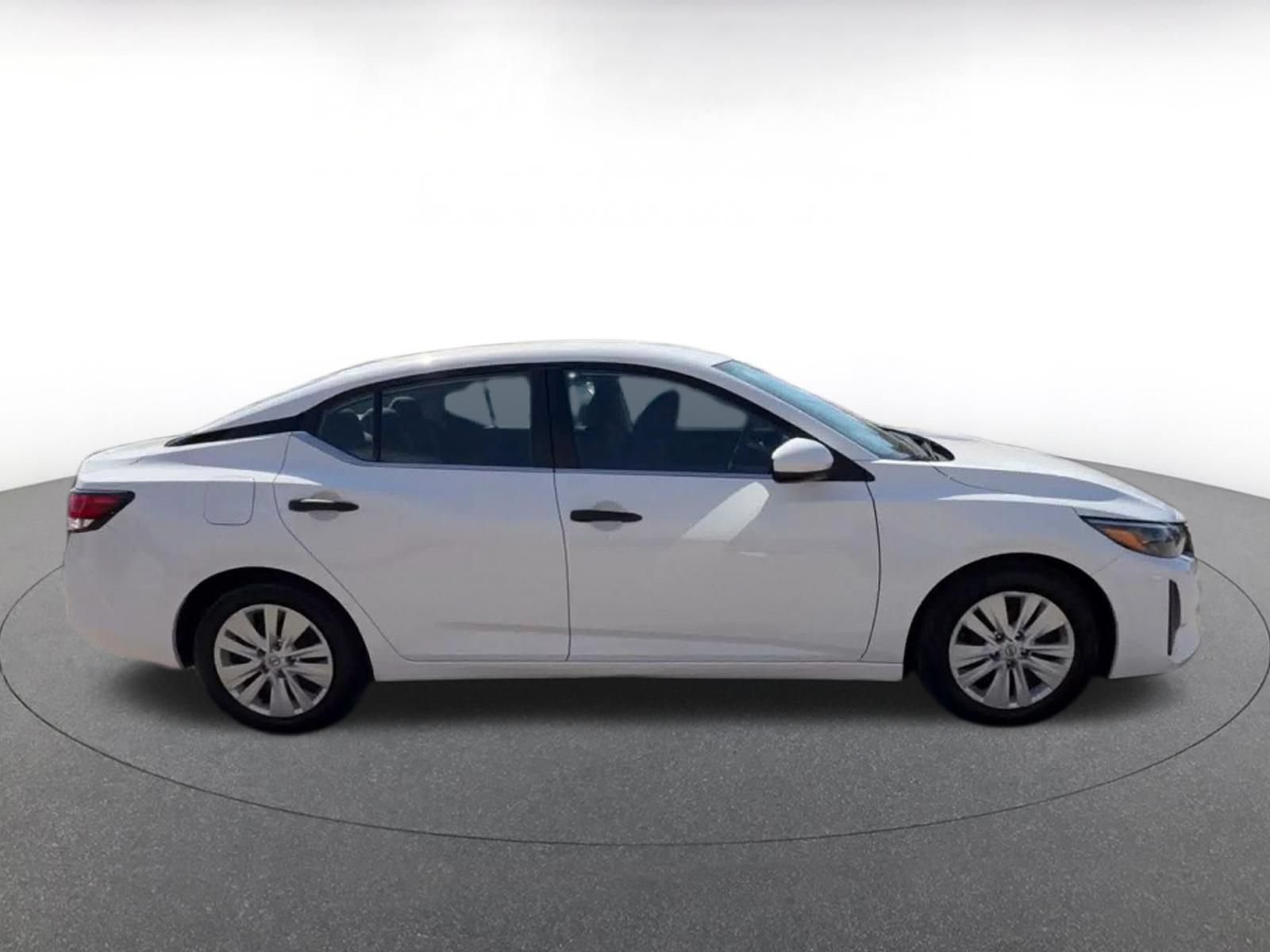 Used 2025 Nissan Sentra S FWD image 15