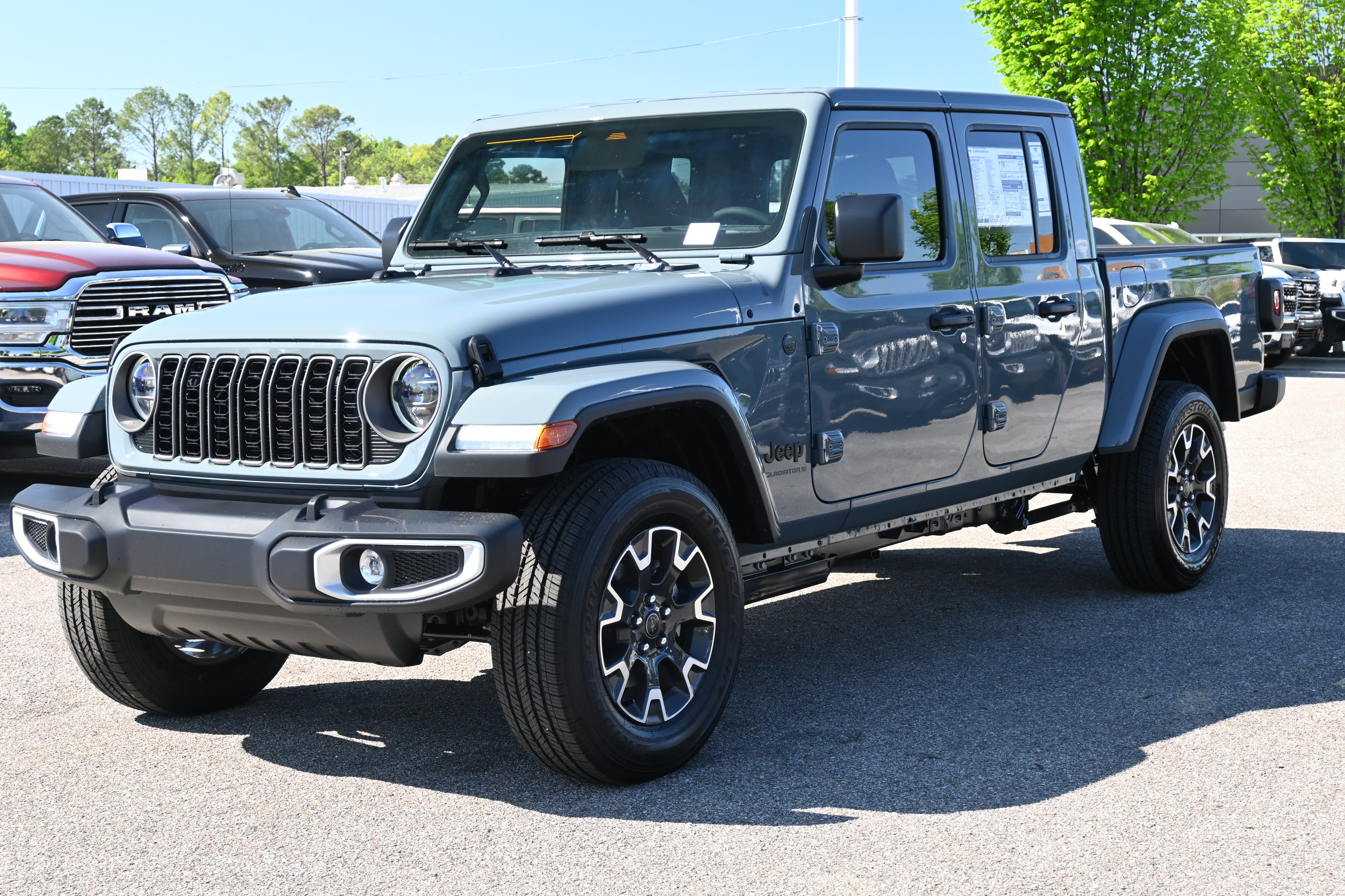 New 2026 Jeep Gladiator Sport AWD/4WD image 5