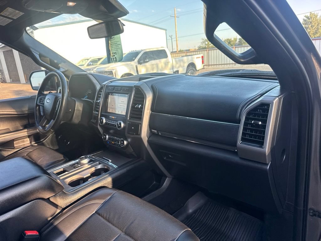 Used 2019 Ford Expedition XLT w/ Equipment Group 202A RWD image 42