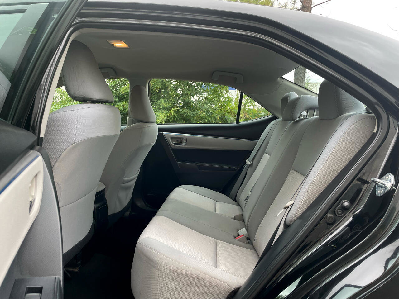Used 2014 Toyota Corolla LE Premium image 12