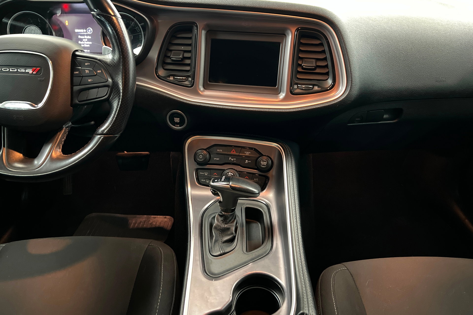 Certified 2022 Dodge Challenger R/T image 13