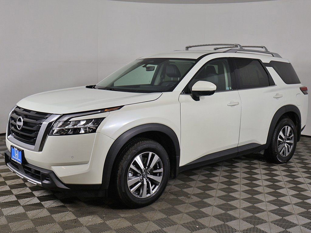 Used 2023 Nissan Pathfinder SL image 9